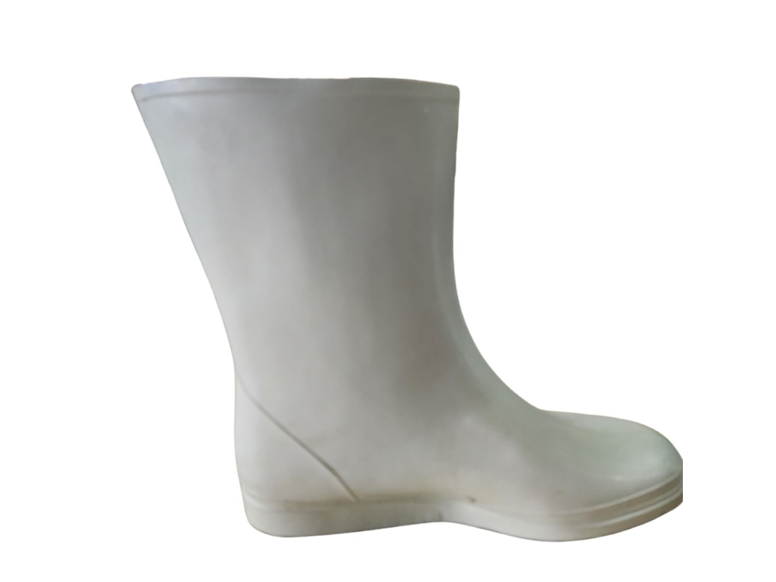 รับผลิตรองเท้าบูทยาง